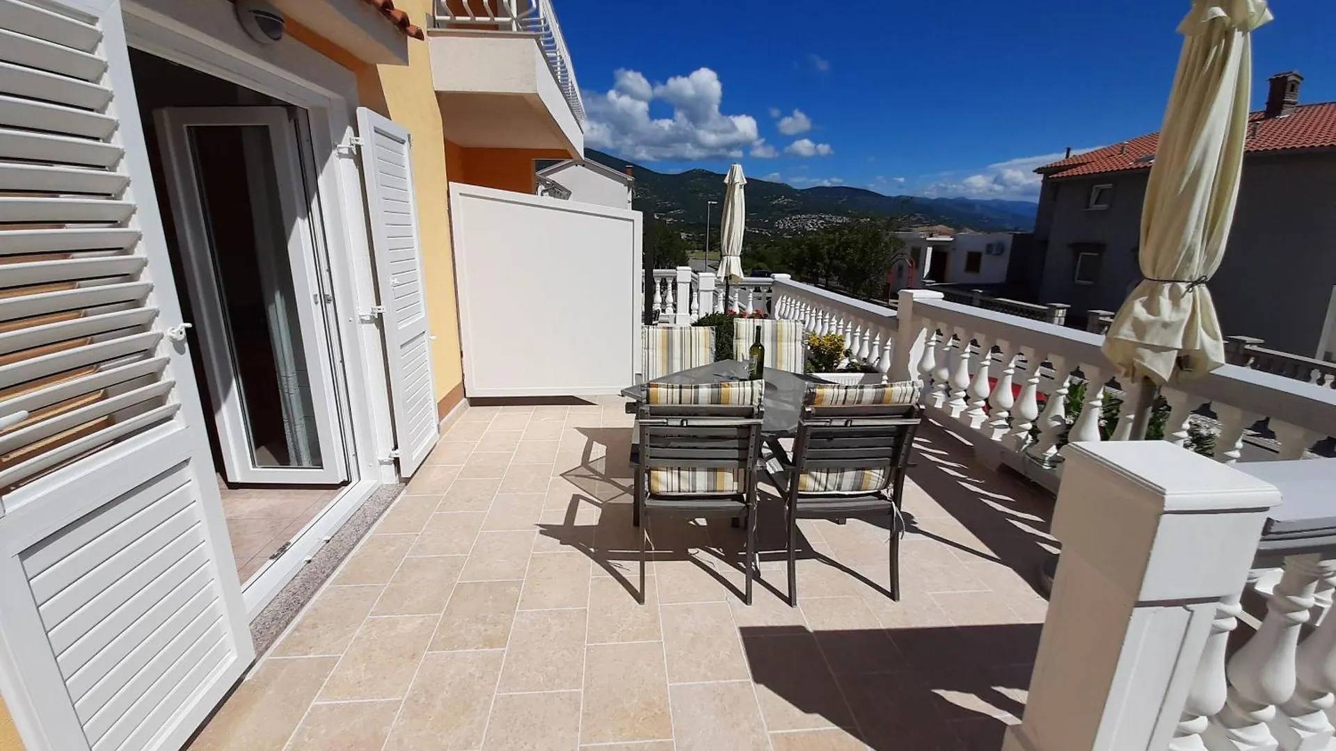 Apartments Pavelic Povile
