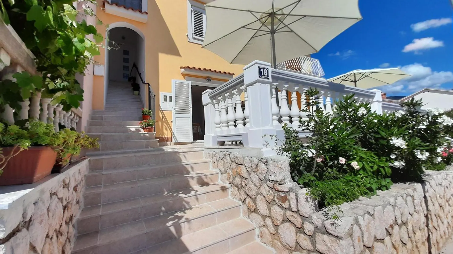 Apartments Pavelic Povile Kroatien